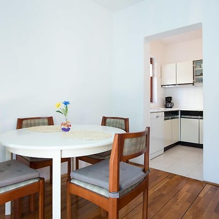 Apartmán Adora Krk Town Exteriér fotografie
