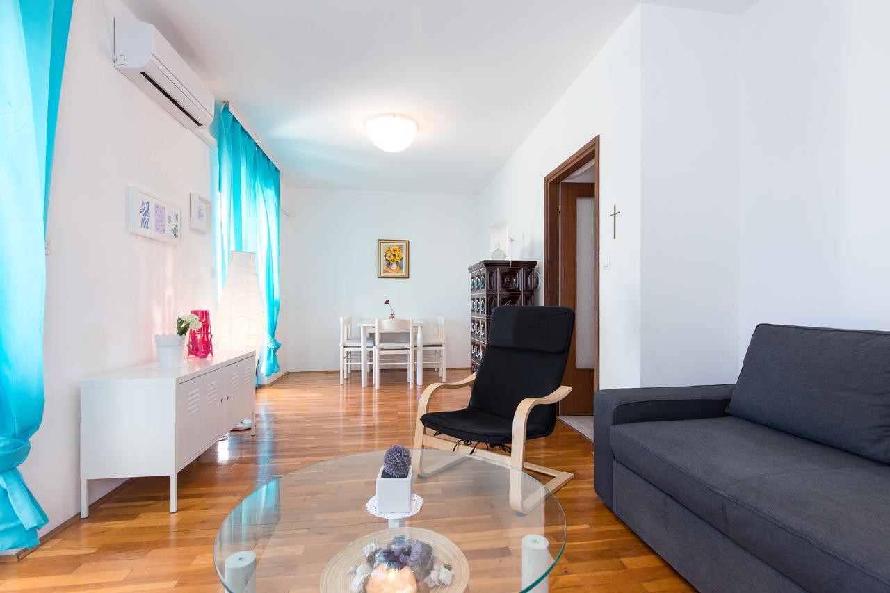 Apartmán Adora Krk Town Exteriér fotografie